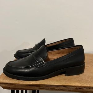 Madewell black leather penny loafers size 6
